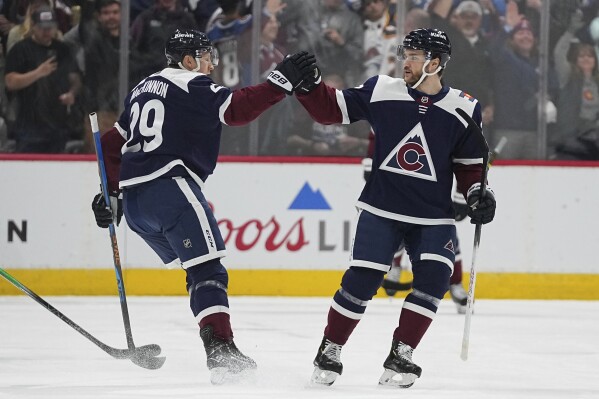Avalanche playoff hat deals